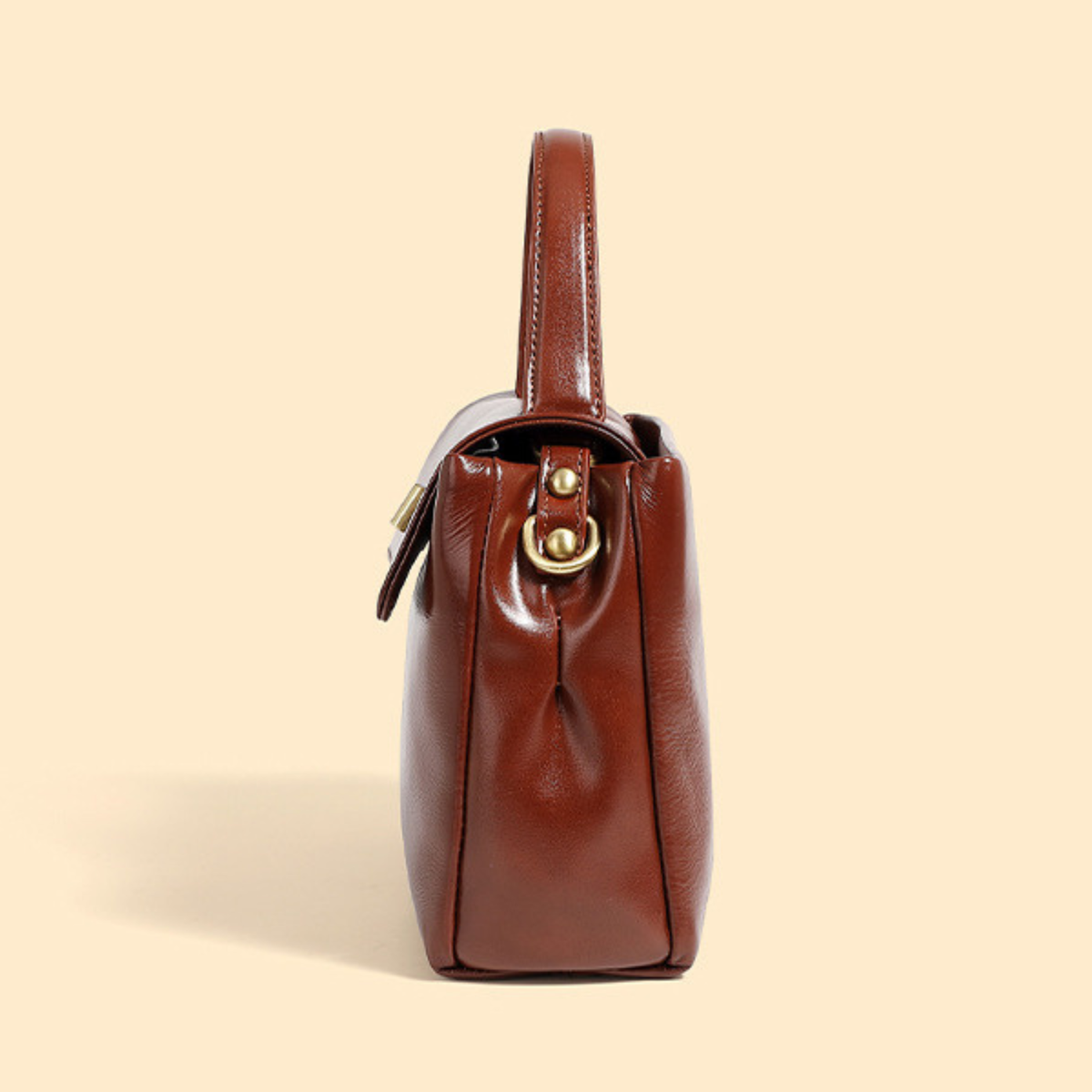 Élégance Dorée Handbag