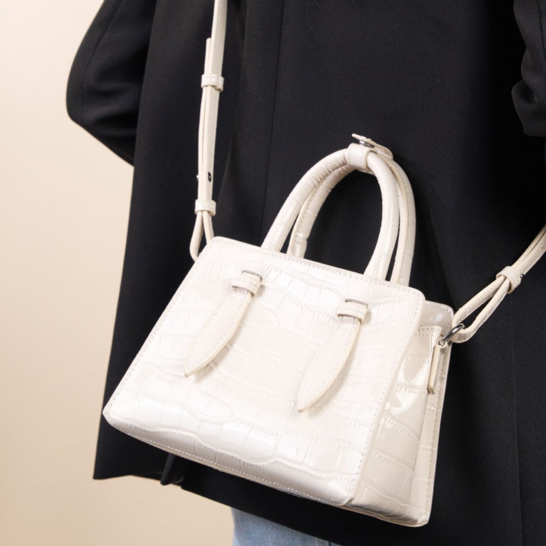 Ebon Chant Handbag
