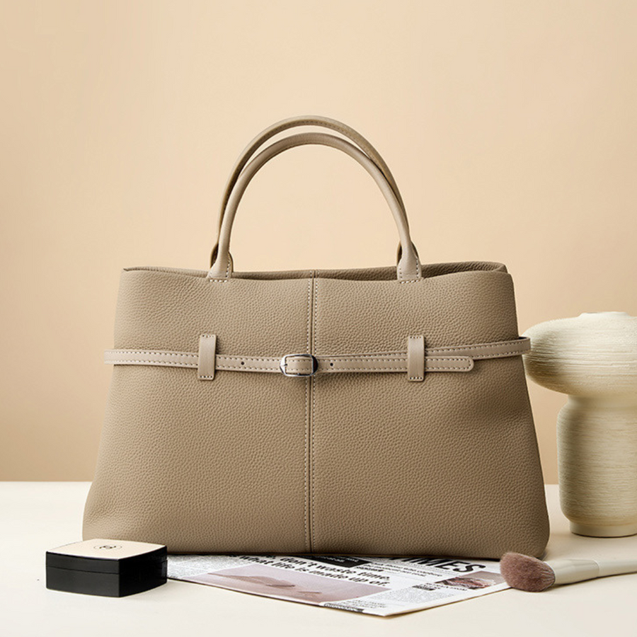 Élégance Suprême Handbag
