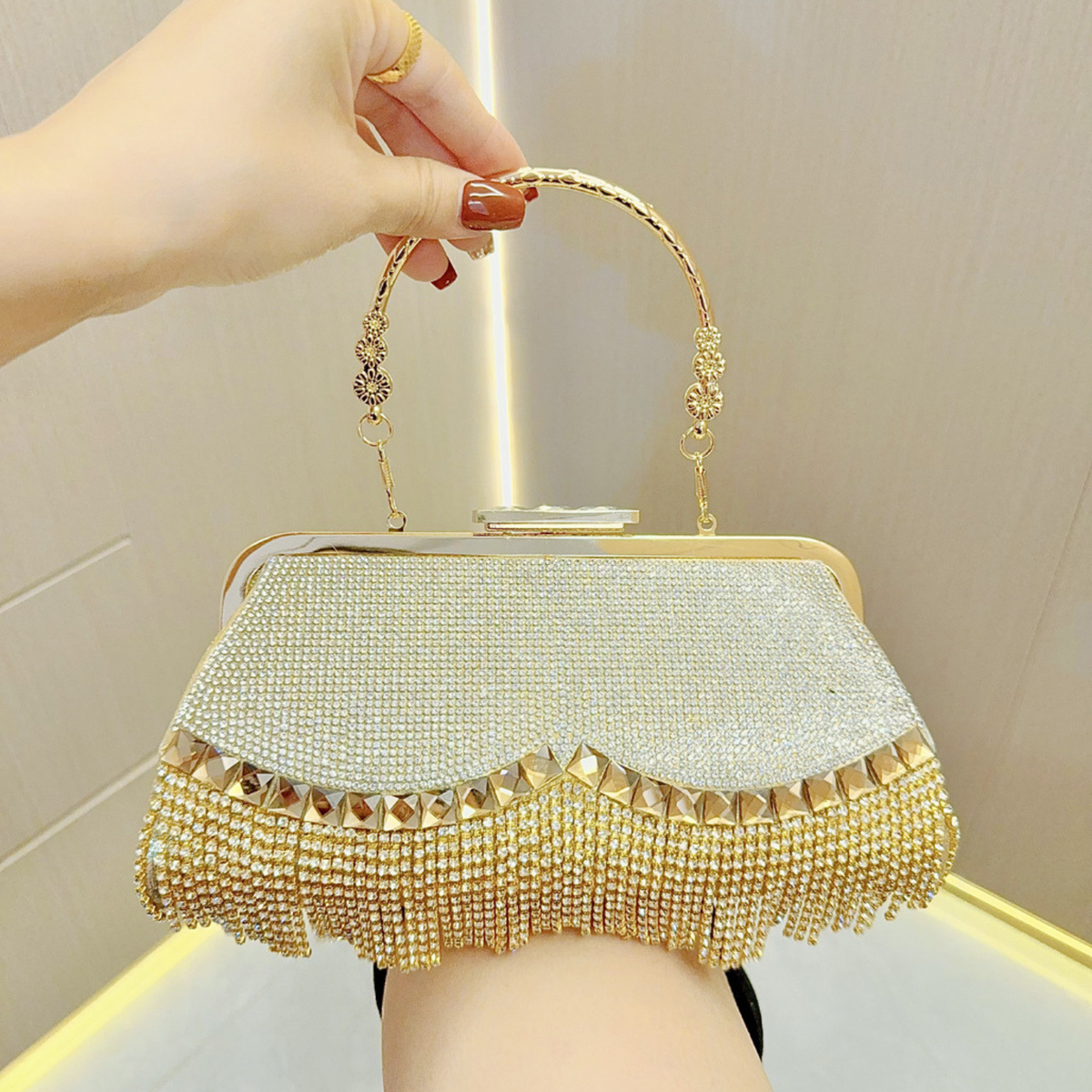 Victoire Royale Handbag
