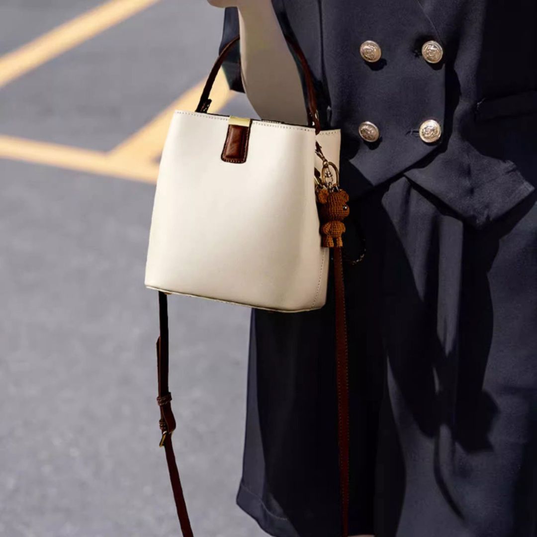 Souffle de Soie Handbag
