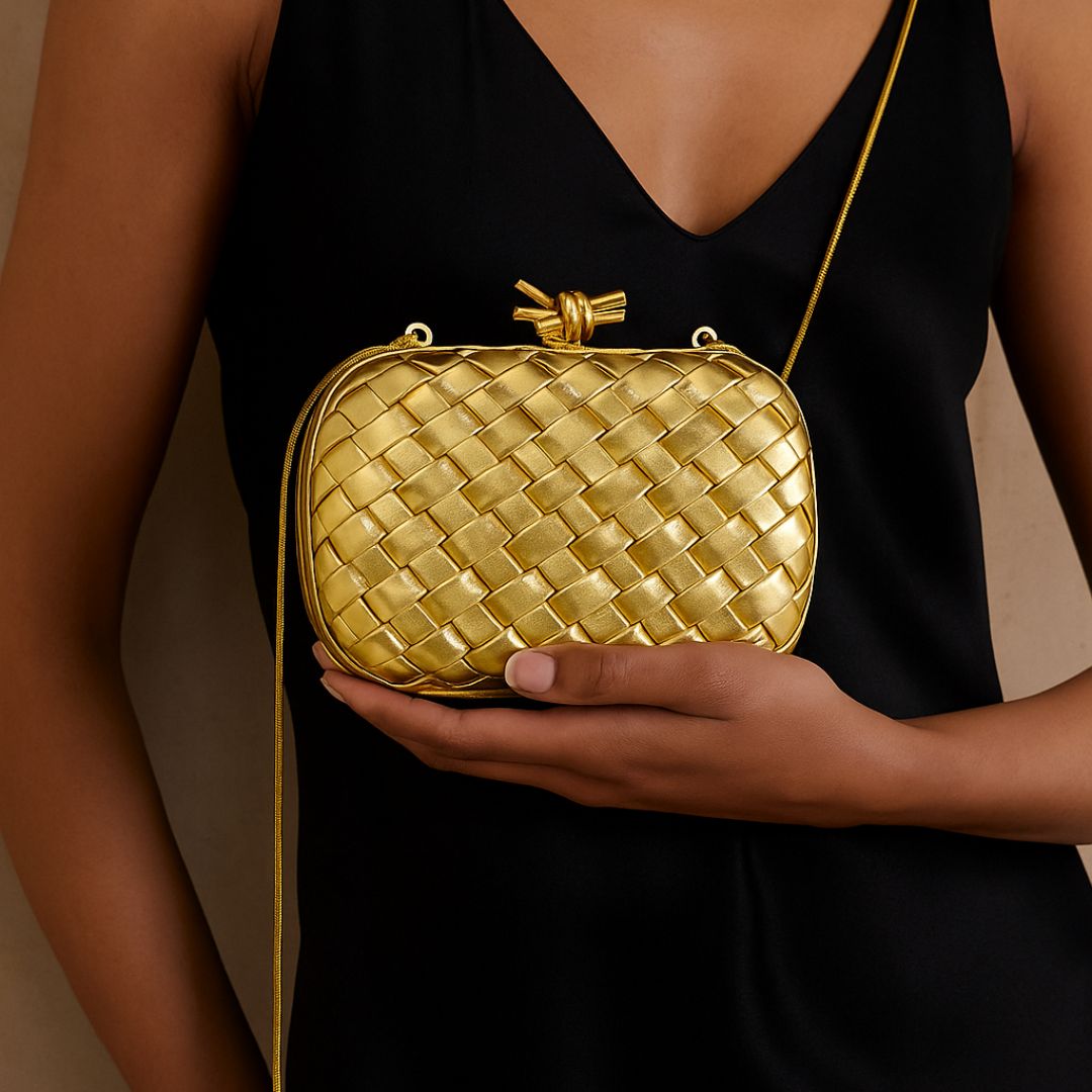 Royal Poise Handbag