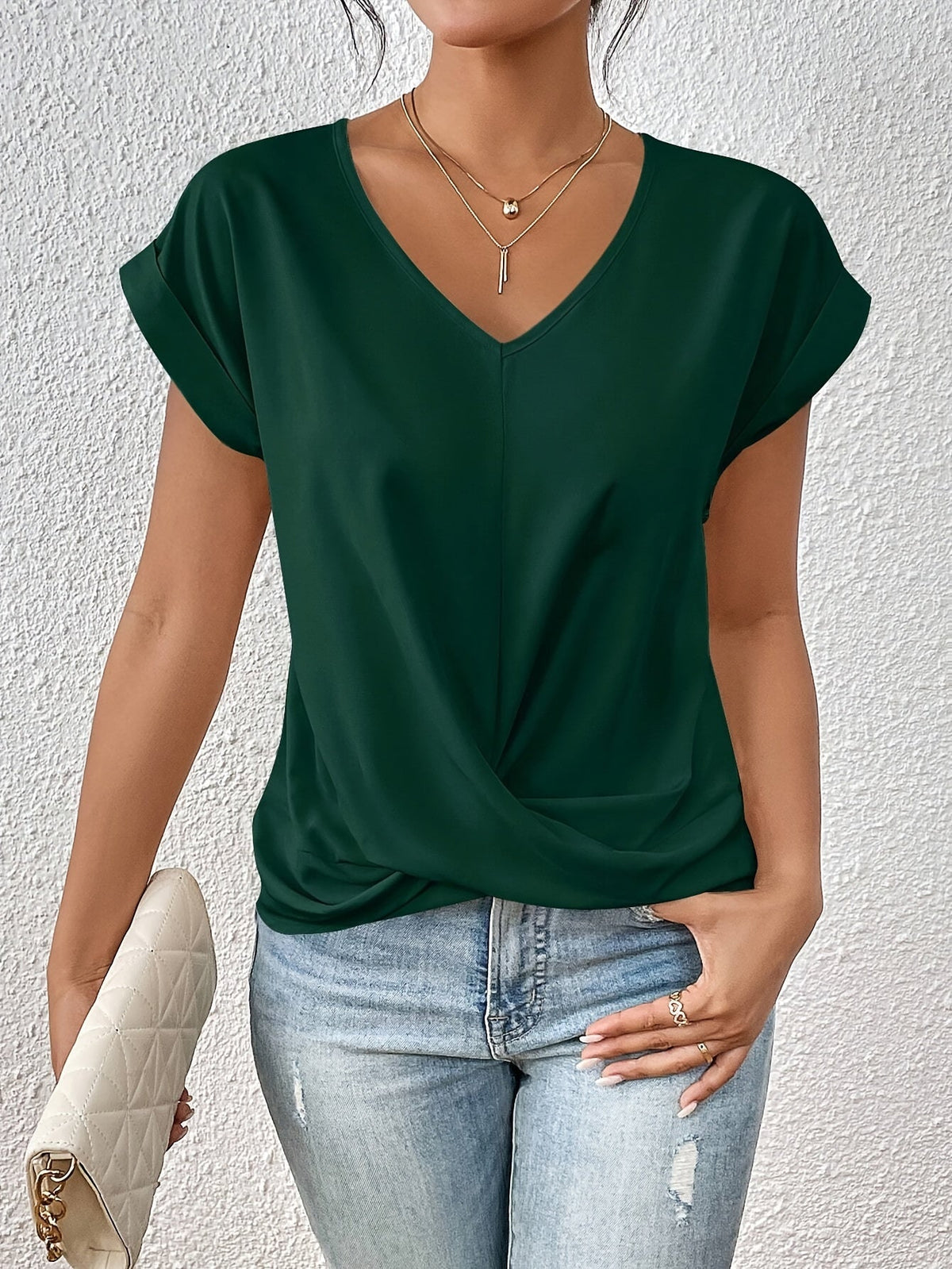 CLEO | CASUAL SWEETHEART NECK T-SHIRT