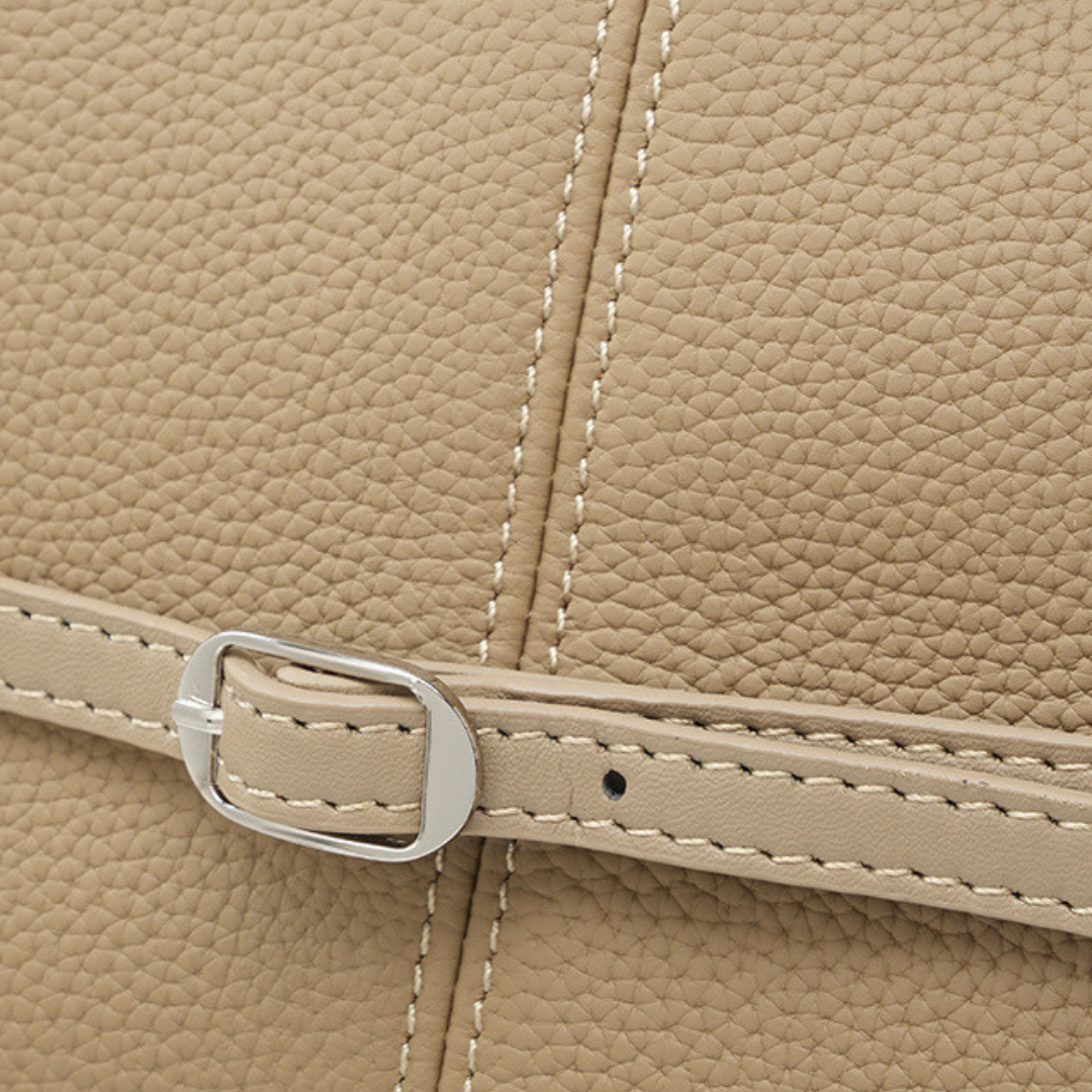 Élégance Suprême Handbag