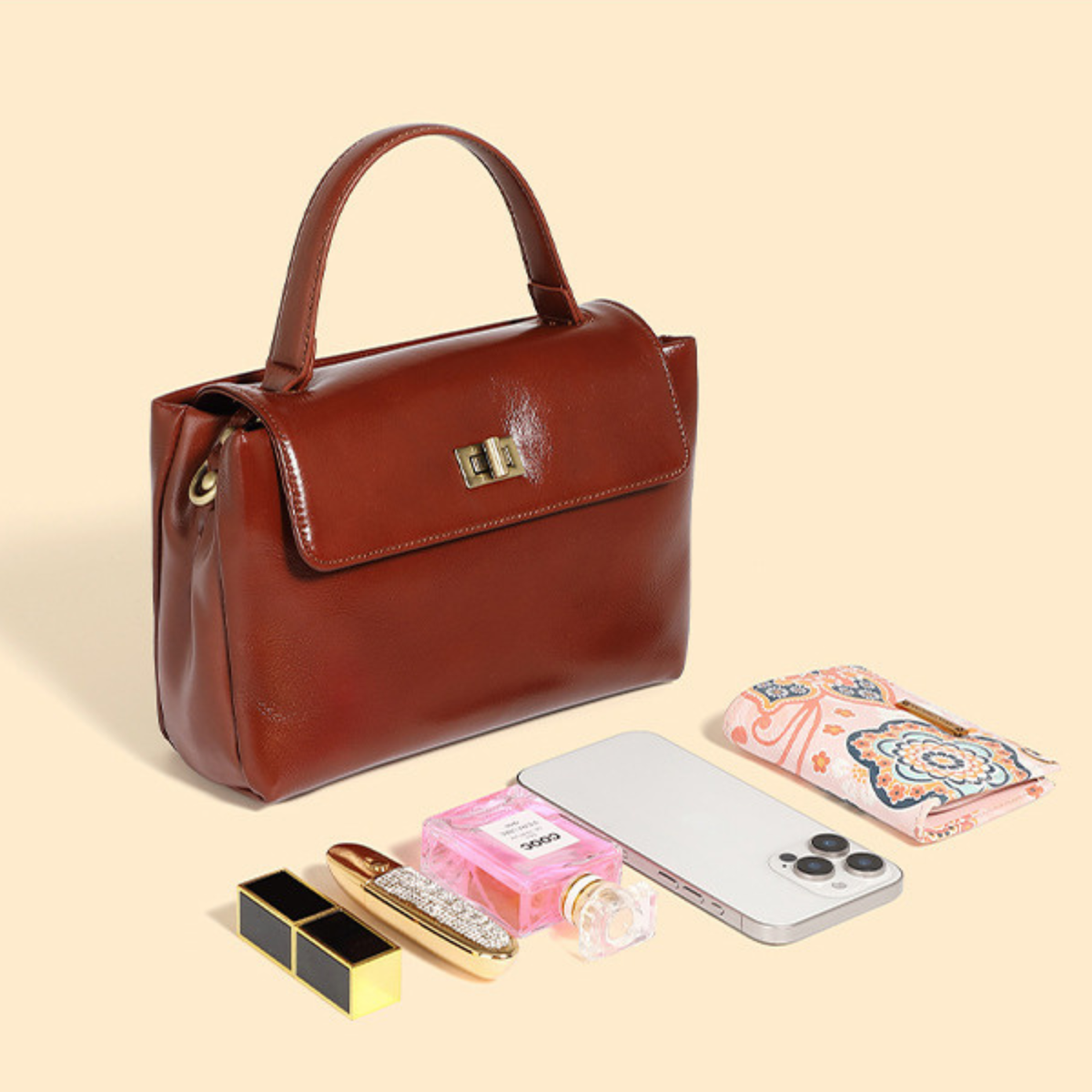 Élégance Dorée Handbag