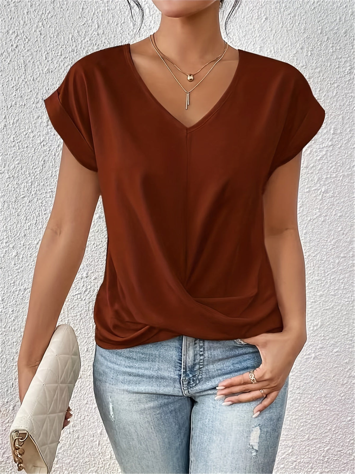 CLEO | CASUAL SWEETHEART NECK T-SHIRT