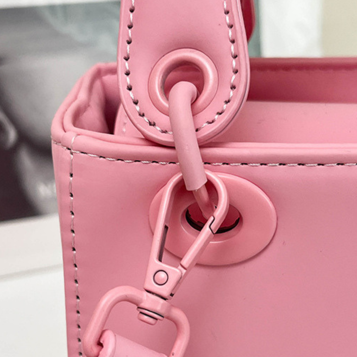 Élégance Premier Handbag