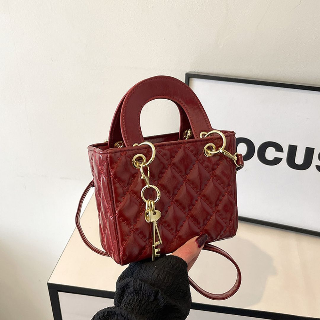 Ornement de Reine Handbag