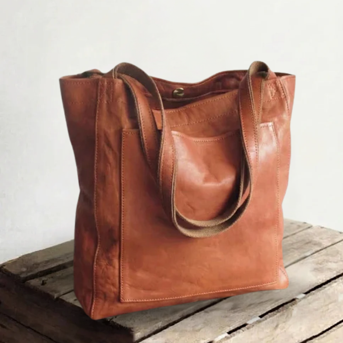 Lorena | Leather Bag with pockets