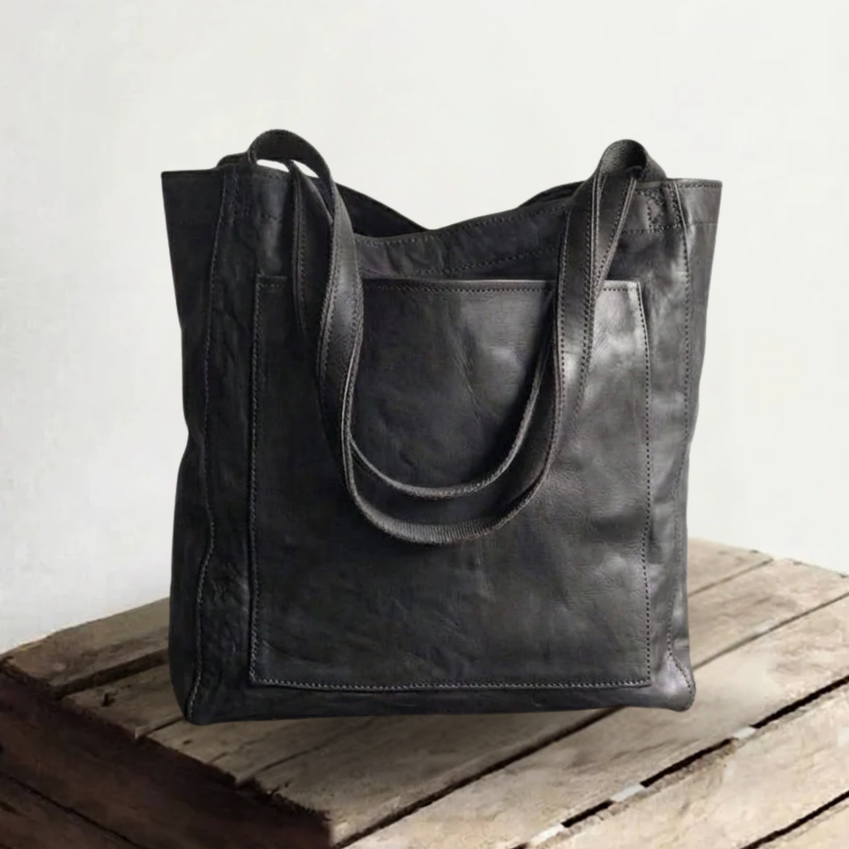 Lorena | Leather Bag with pockets