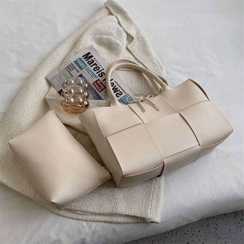 Zarah Tote Bag