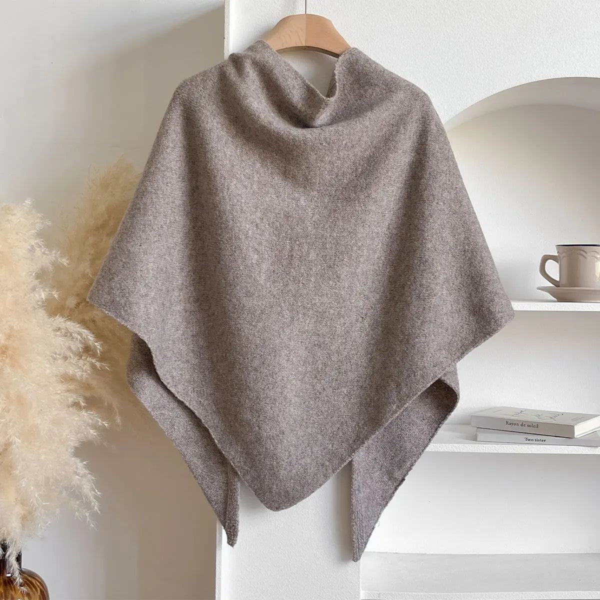 Elara™ Luxe Soft-Weave Scarf