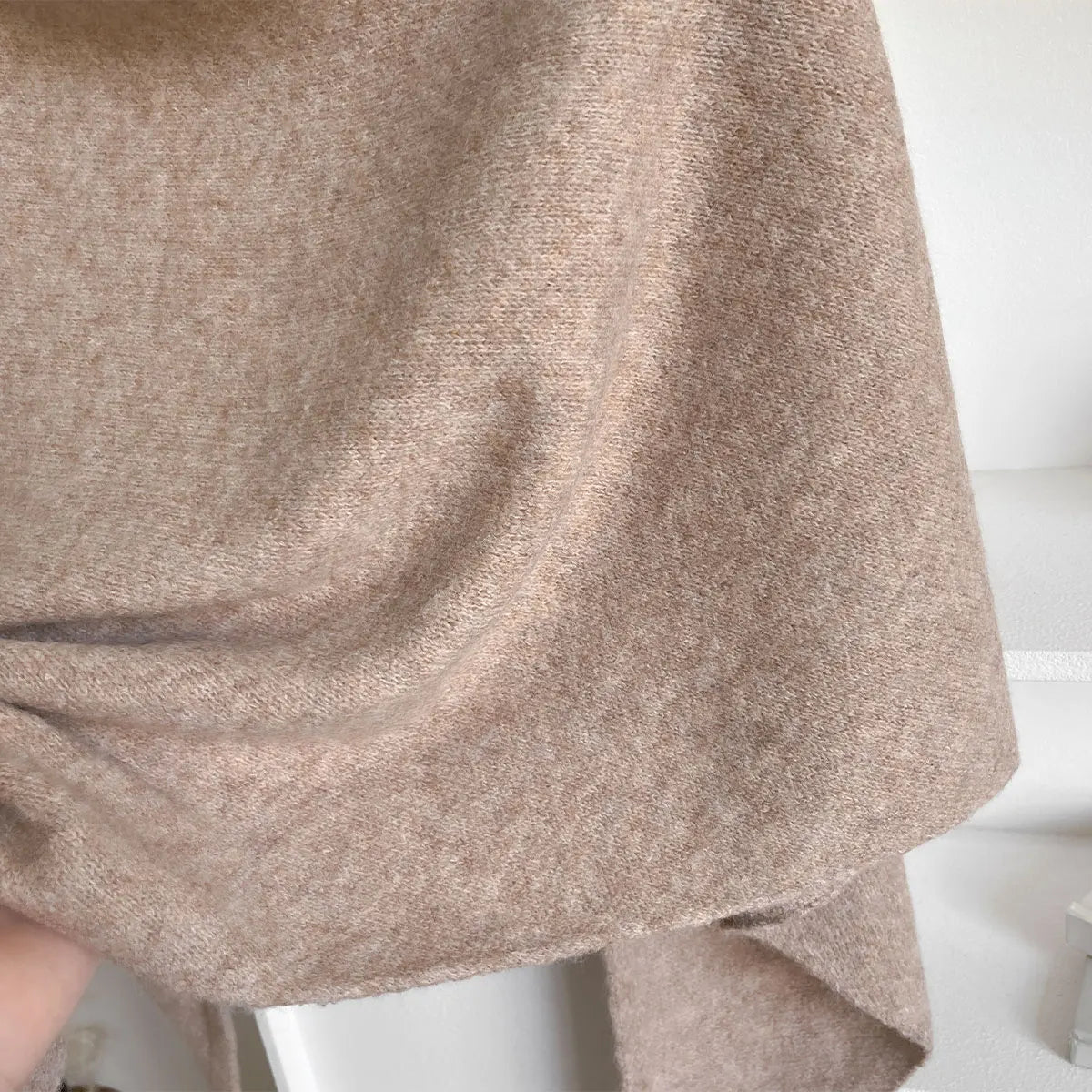 Elara™ Luxe Soft-Weave Scarf