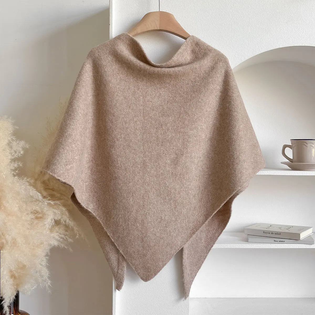Elara™ Luxe Soft-Weave Scarf