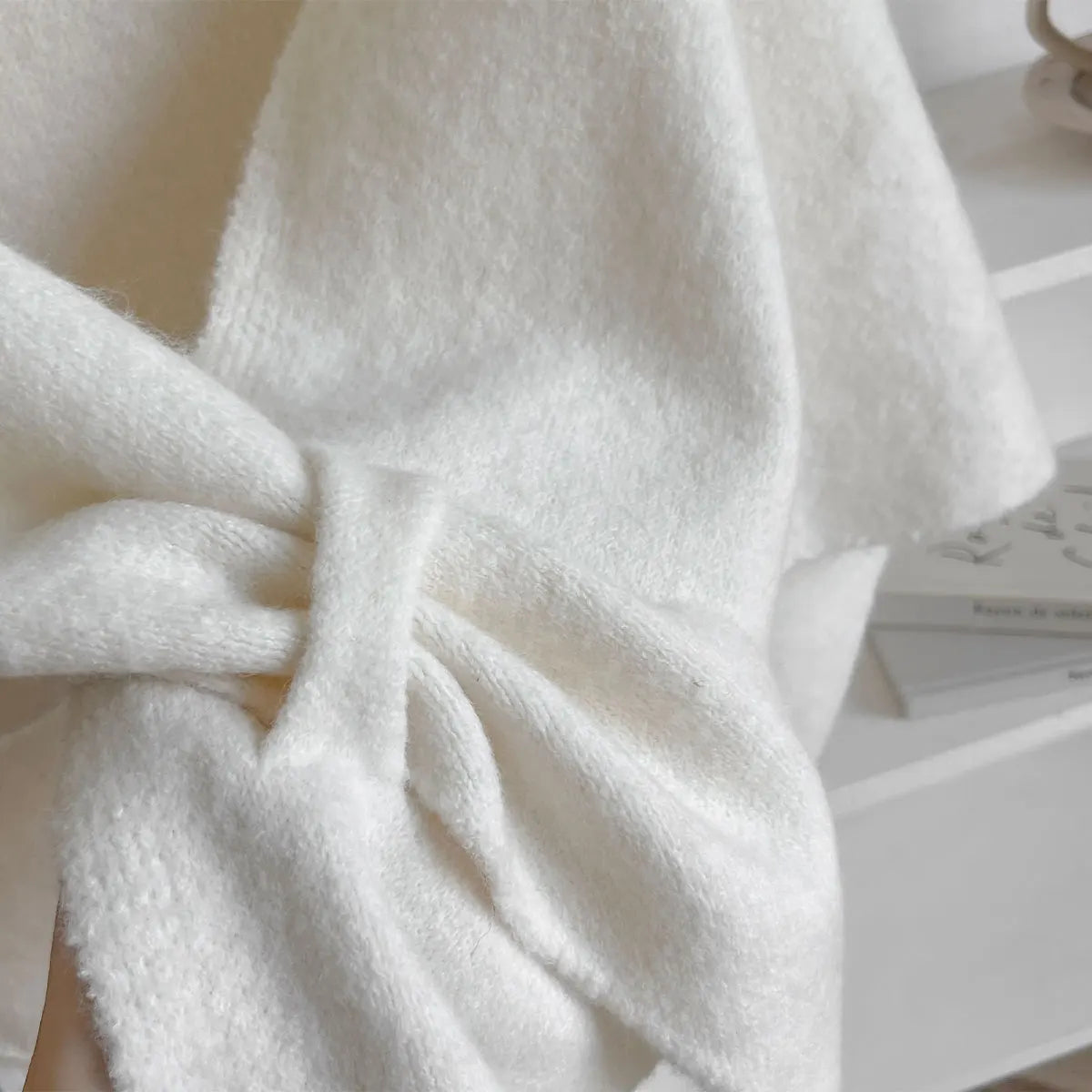 Elara™ Luxe Soft-Weave Scarf